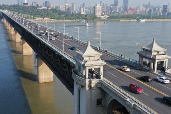 武汉长江大桥新能源车限行吗2022