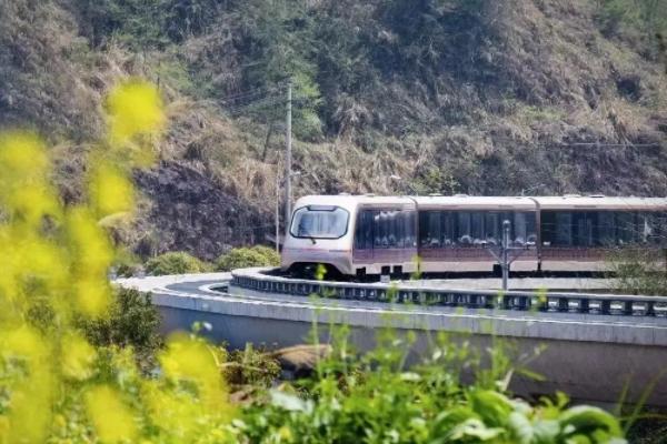 凤凰旅游观光磁浮线路及票价