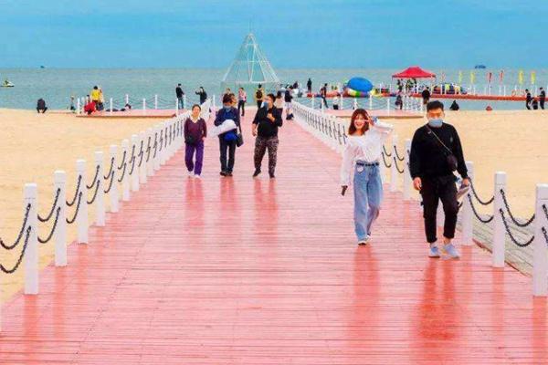2024东疆港人工沙滩游玩攻略 - 门票价格 - 营业时间 - 电话 - 地址 - 交通 - 天气