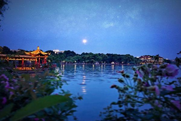 杭州西湖一日游最佳攻略 附經典游玩路線推薦