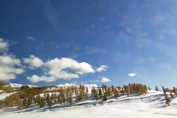 2022年8月20日新疆阿勒泰下雪了 这份阿勒泰赏雪旅游攻略收藏下