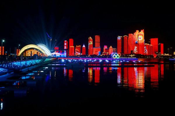 2022青岛浮山湾灯光秀开放时间 附最佳观赏地点