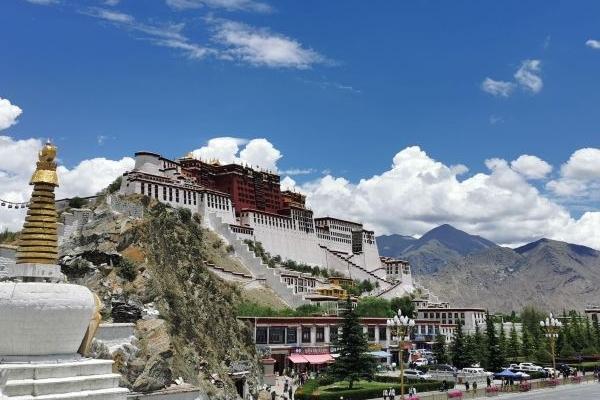 西藏秋季旅游景点推荐