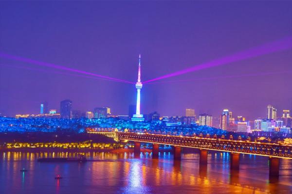 2022武汉灯光秀每晚几点开始 附观赏地点