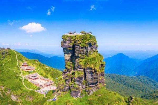 国庆节最适合旅游的地方 中国最美的10大旅游胜地