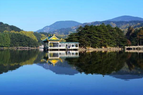 庐山景区可以自己开车上去吗