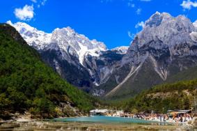 玉龙雪山在哪里 该怎么去