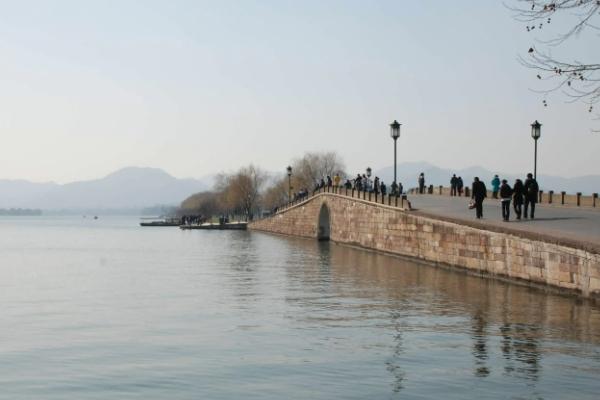 杭州西湖有什么好玩的地方景点推荐