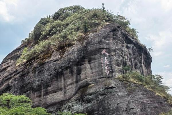 冠豸山动车站怎么去冠豸山