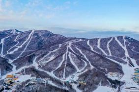 亚布力滑雪场海拔高度多少