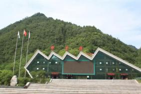 牛背梁风景区游玩攻略