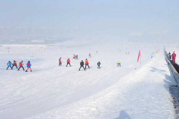 新疆乌鲁木齐的滑雪场有哪些