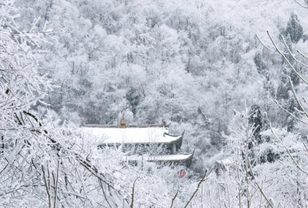 成都周边玩雪的地方有哪些