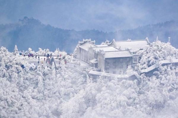 南岳衡山什么時(shí)候有霧凇