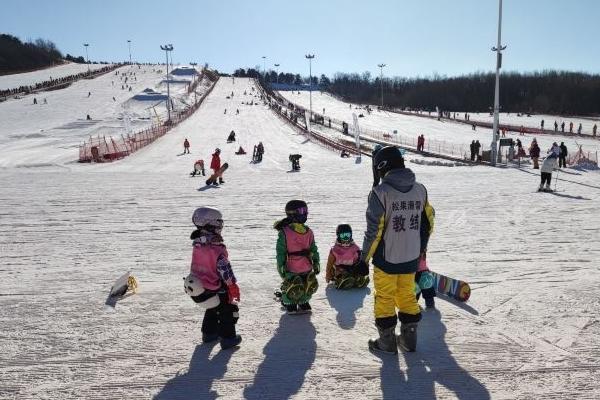 2024沈阳怪坡滑雪场门票价格