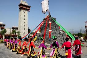 北川羌城旅游区怎么去？距离成都远吗？