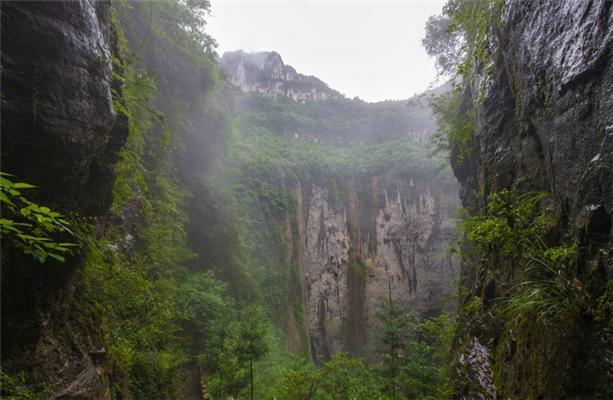 2023小寨天坑景区游玩攻略 - 门票价格 - 开放时间 - 交通 - 地址 - 简介 - 天气 - 电话