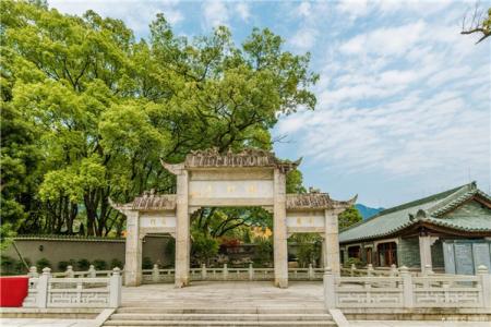 2023韶关云门寺游玩攻略 - 简介 - 门票 - 开放时间 - 交通