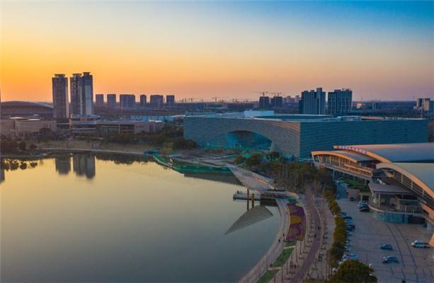 2023扬州明月湖公园游玩攻略 - 门票价格 - 开放时间 - 景区介绍 - 简介 - 交通 - 地址 - 天气