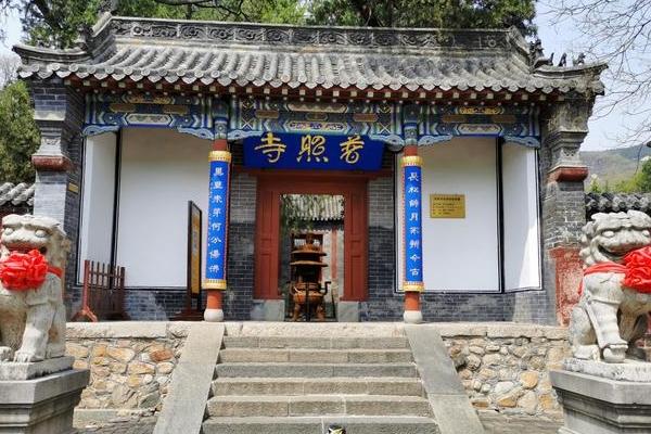 成都周邊寶藏寺廟有哪些地方