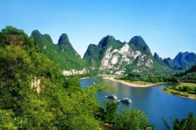 桂林漓江和阳朔是一个地方吗