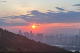 湖南看日出去哪座山