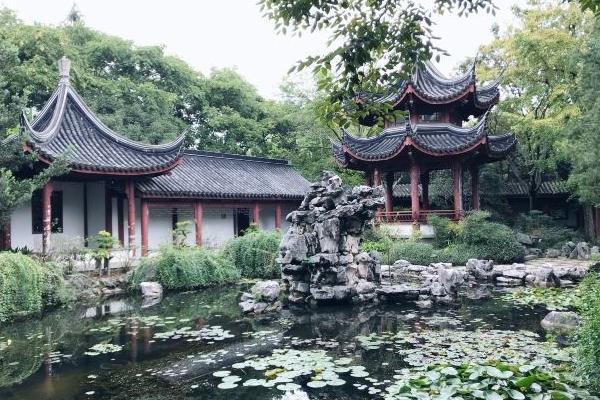 上海有古典美景的地方吗