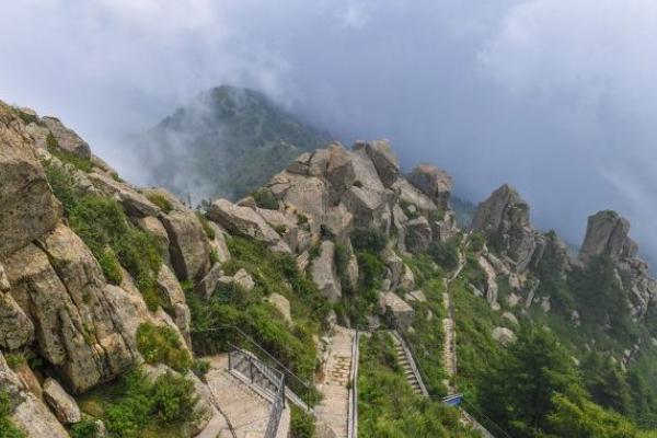 河北雾灵山风景区详细介绍