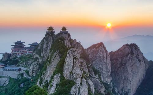 老君山在哪 老君山怎么去