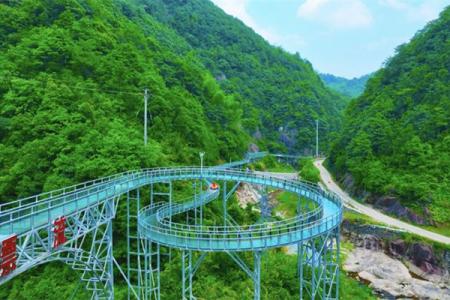 2023桃柳溪漂流游玩攻略 - 门票价格 - 优惠政策 - 门票预订 - 电话 - 地址 - 交通 - 天气