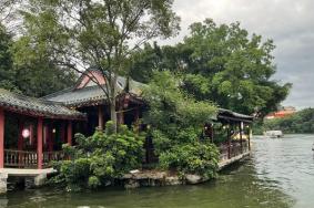 夜游两江四湖在哪里坐船