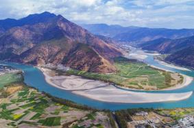 香格里拉虎跳峡景区于8月8日起恢复开放