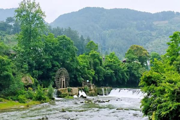 秋季贵阳哪里风景最美 十大秋季旅游景点