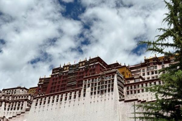 西藏旅游必去的景点有哪些