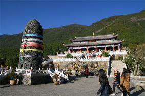 东巴谷景区需要进山费吗
