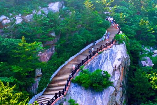 嶗山適合秋季徒步登山線路推薦