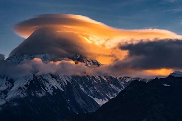 甘孜有哪些地方可以看到日照金山景色