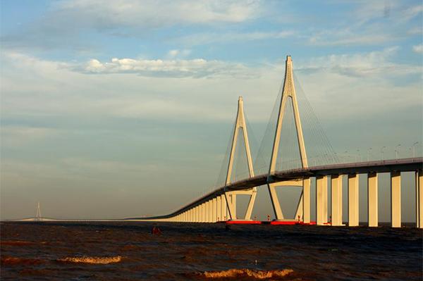 2024杭州湾跨海大桥游玩攻略 - 介绍 - 门票价格 - 过路费 - 收费标准 - 海天一洲 - 观景台 - 开放时间 - 交通 - 地址