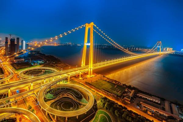 杨泗港长江大桥值得去吗