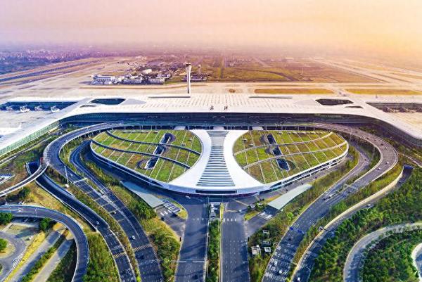 武汉天河机场停车费一天多少钱2023