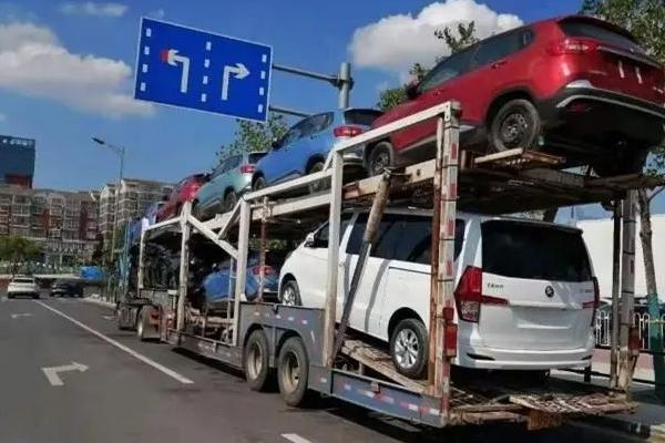 轎車托運海陸鐵路怎么收費