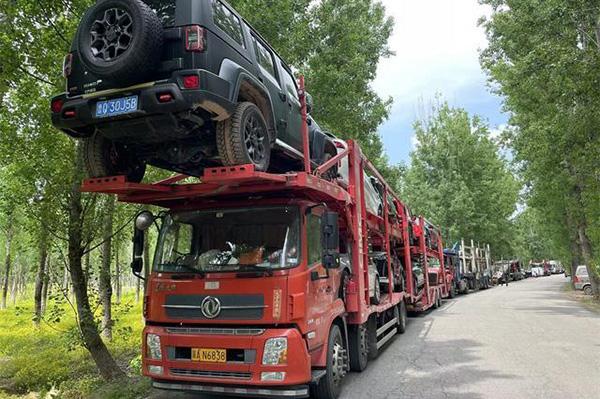 杭州汽车托运到新疆多少钱