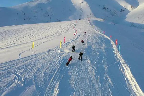 2023-2024雪季可可托海国际滑雪度假区夜场营业时间