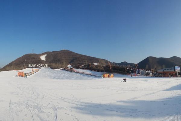 新疆滑雪场哪个最好玩