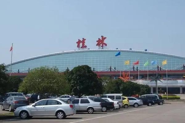 桂林市区机场大巴时刻表2023