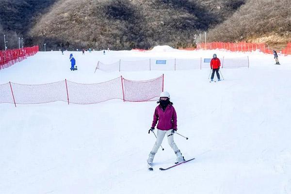 2023-2024静之湖滑雪场门票多少钱