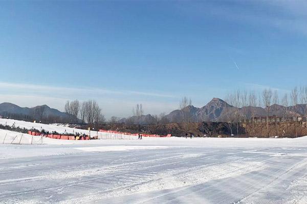 保定神湖四时滑雪场正在哪 附乘车体例