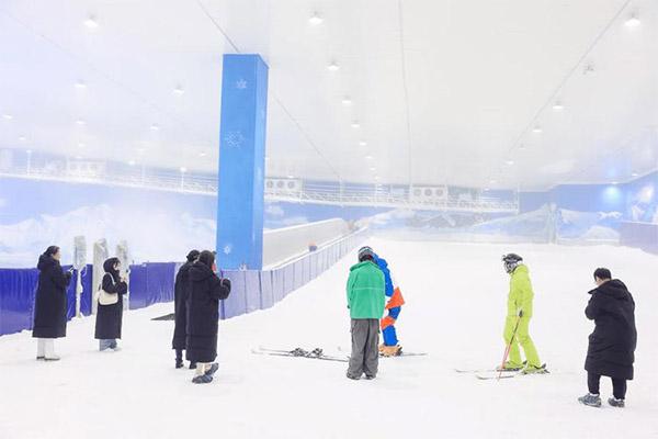 2023重慶際華園滑雪館旅游攻略 - 門票價格 - 優惠政策 - 開放時間 - 簡介 - 交通 - 美食 - 地址 - 電話 - 天氣