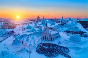 哈尔滨冰雪大世界可以自己带食物吗