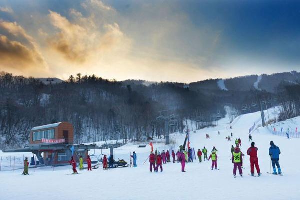 飞天滑雪场地址在哪 怎么去比较方便